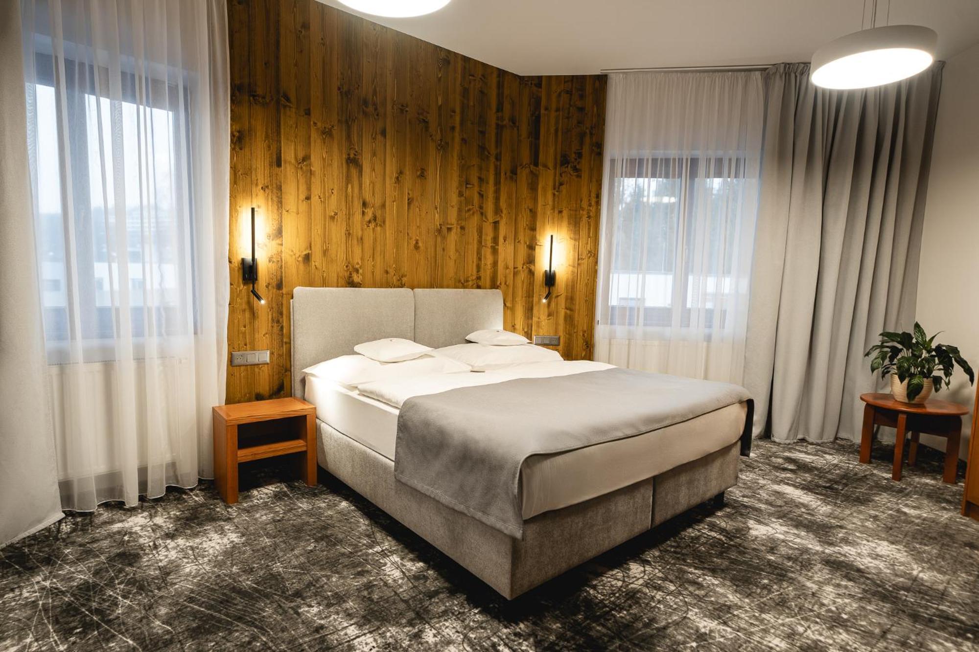 Hotel Horal Рожнов-под-Радгоштем Экстерьер фото