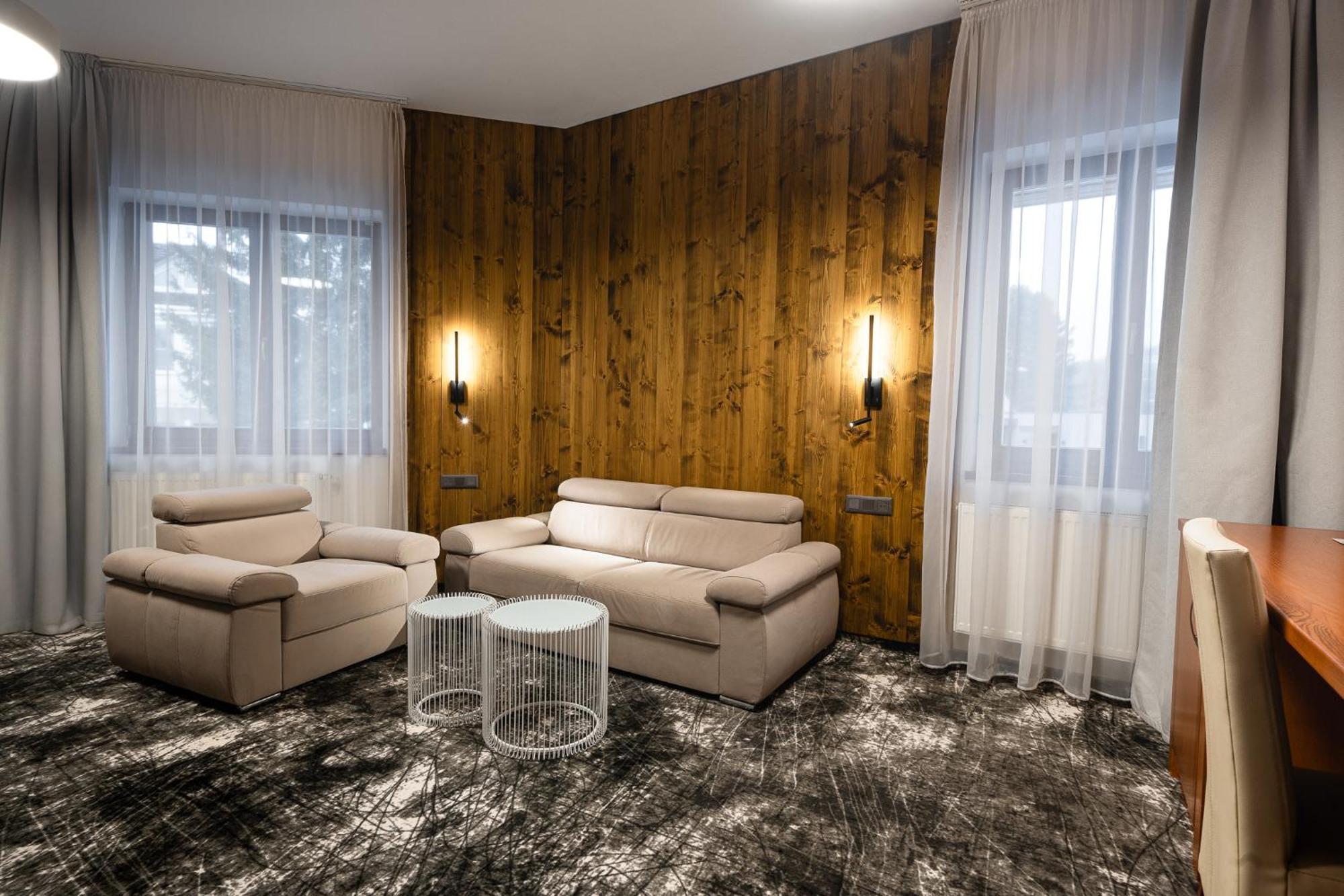 Hotel Horal Рожнов-под-Радгоштем Экстерьер фото